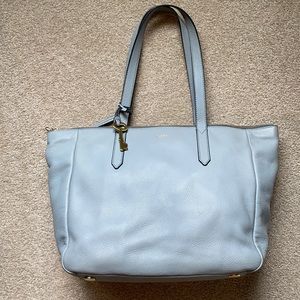 Fossil leather tote in excellent condition